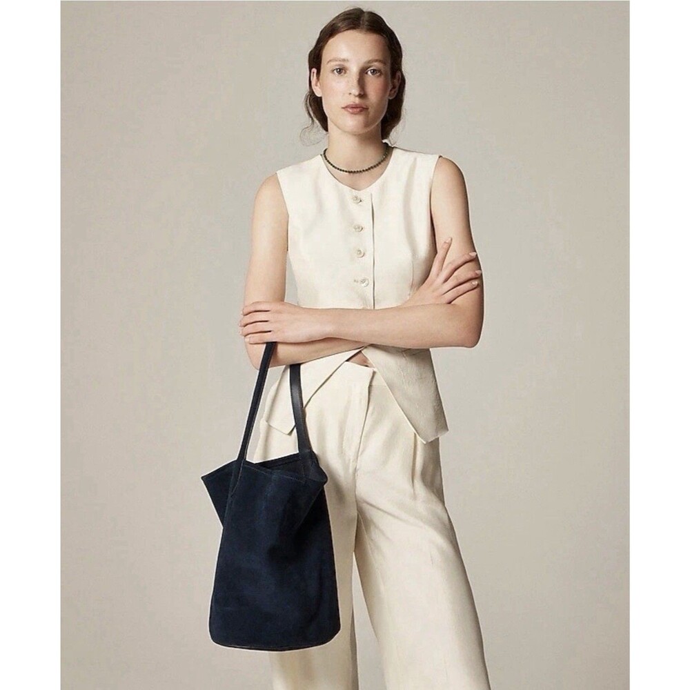 J.Crew Berkeley Bucket Bag Tote in Suede Midnight Indigo Navy Purse NWT - Picture 2 of 5